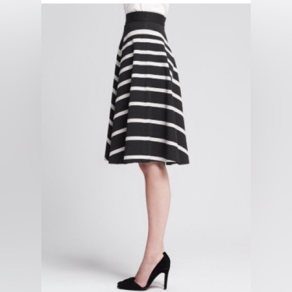 Banana Republic Tall Chevron Black White A-Line Day 2 Nite Trendy Midi Skirt 8